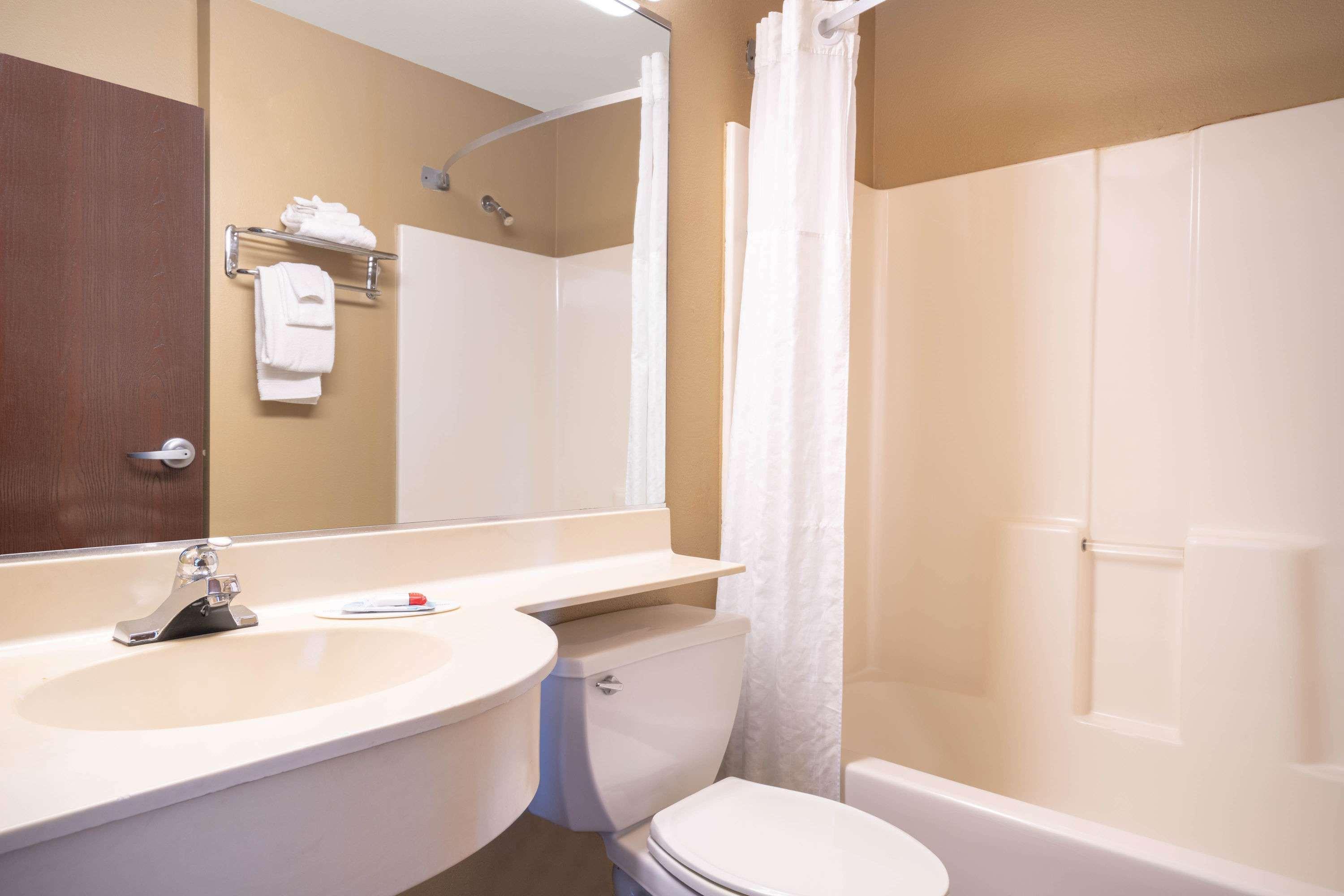 Microtel Inn & Suites By Wyndham Eagan/St Paul Экстерьер фото